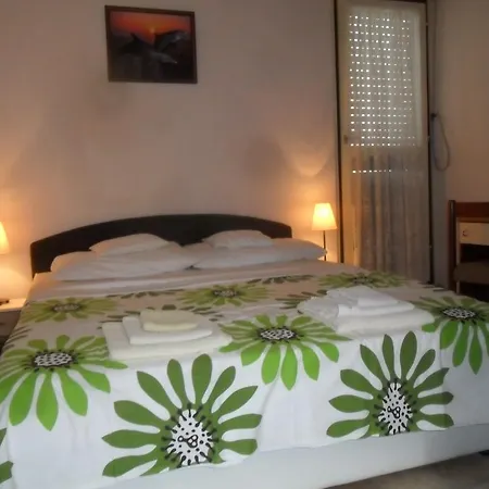 Apartment Batovanja *